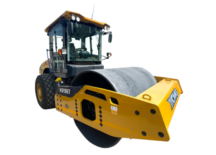 XCMG XS135T — Single Drum Vibratory Roller