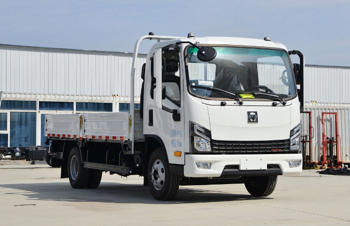 XCMG XGA1080BEVEA — Camions