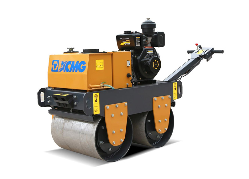 XCMG XMR050 — معدات دمك خفيفة